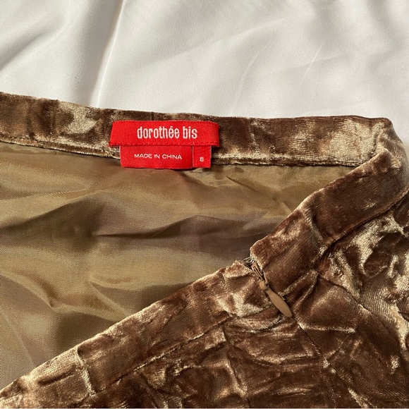 Vintage 90s 2000s green crushed velvet skirt, fairy boho vibe - Picture 6 of 9